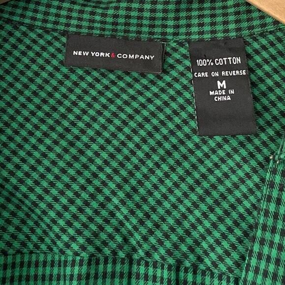 New York & Company Womens Size Medium Green Gingham Plaid Ruffled Shirt Twee - Picture 6 of 7